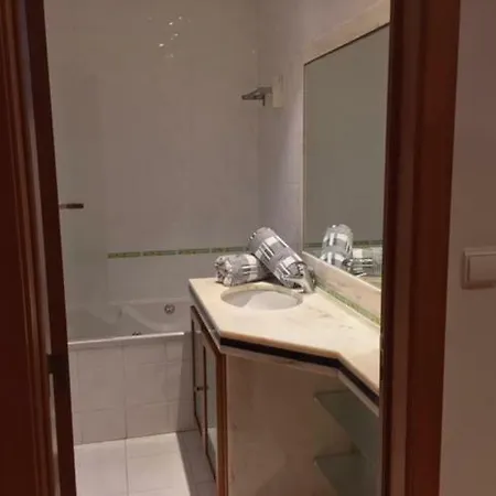 Novo Muito Confortavel Com Vista Rio אלז'ש