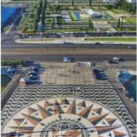 Appartamento Novo Muito Confortável Com Vista Rio Algés