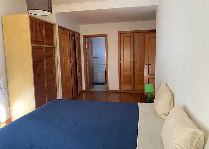 Novo Muito Confortavel Com Vista Rio Algés